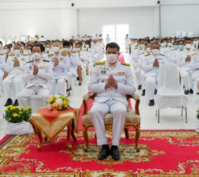 พิธีทำบุญตักบาตรถวายพระราชกุศล และพิธีวางพานพุ่มดอกไม้ถวายบังคม เนื่องในวันคล้ายวันพระบรมราชสมภพ พระบาทสมเด็จพระบรมชนกาธิเบศร มหาภูมิพลอดุลยเดชมหาราช บรมนาถบพิตร วันชาติ และวันพ่อแห่งชา