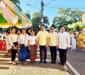 พิธีอัญเชิญพระบรมสารีริกธาตุจากประเทศเนปาล โดยประดิษฐานเป็นก